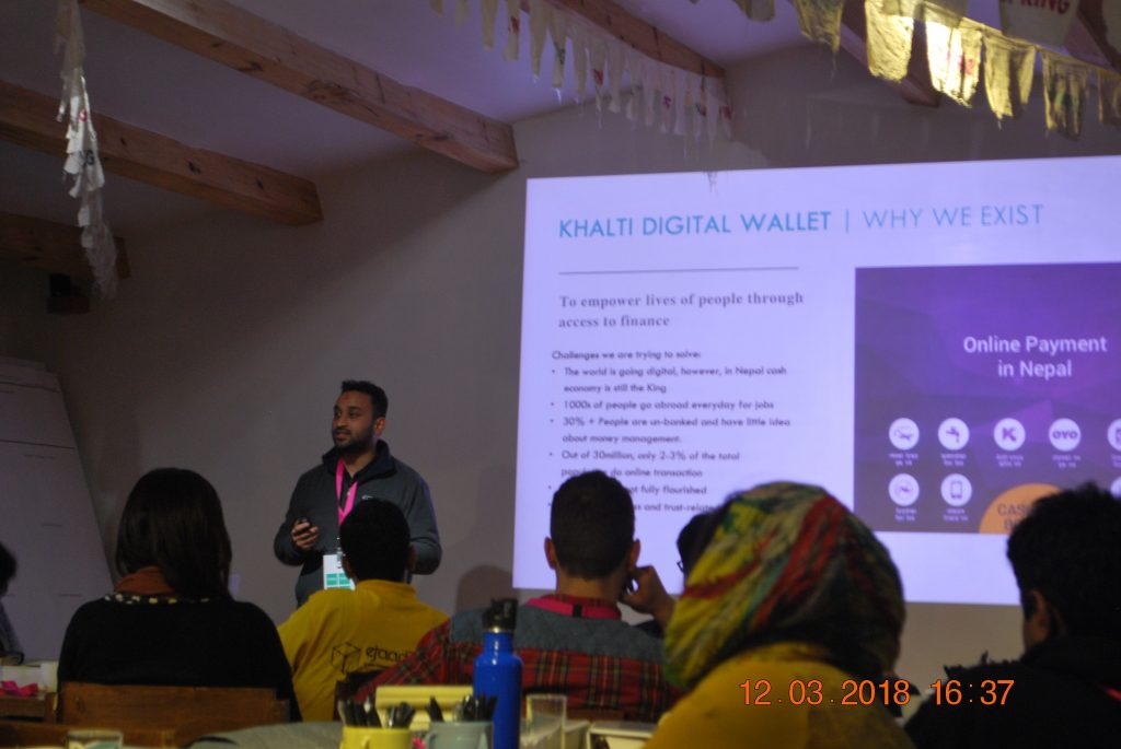 Amit Agrawal, Director of Khalti gives a presentation on a workshop organized hosted by Spring Accelerator 
